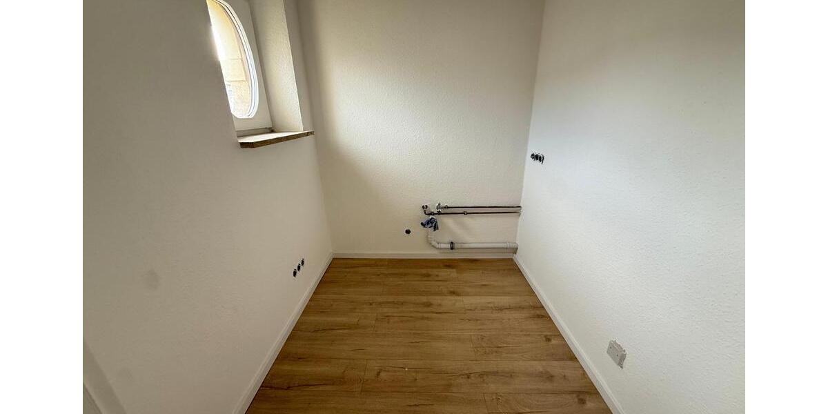 Dachgeschoßwohnung Magdeburg Nordwest - 3 Zimmer, 107 m&sup2;, 856&euro; | Angebot:26626902