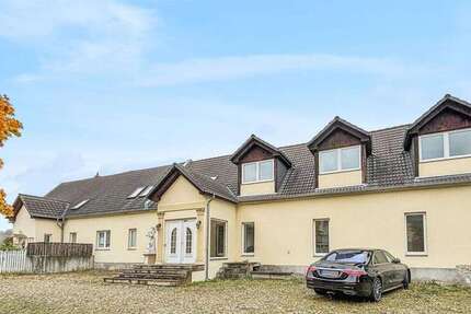 Haus zum Kaufen in Schönebeck 499.000 € 120 m² 12 zimmer