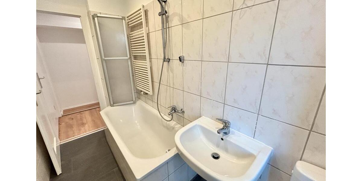 Erdgeschoßwohnung Magdeburg Leipziger Straße - 2 Zimmer, 70 m&sup2;, 563&euro; | Angebot:24890577