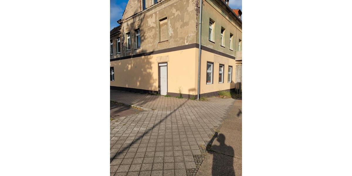 Mehrfamilienhaus, Wohnhaus Magdeburg Alt Olvenstedt - 14 Zimmer, 650 m&sup2;, 390.000&euro; | Angebot:26146185