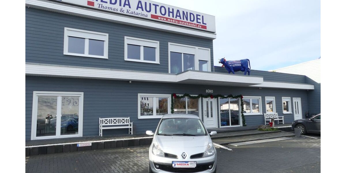Renault Clio 136.000 km 4.000 € Magdeburg 39108