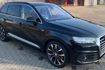 Audi Q7 250.000 km 22.500 &euro; Magdeburg 39116