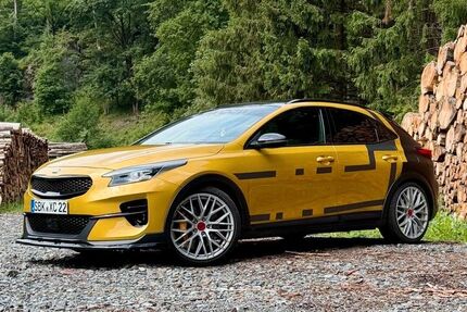 Kia XCeed 91.000 km 13.990 &euro; Schönebeck (Elbe) 39218