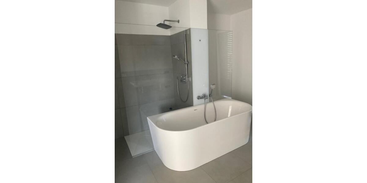 Einfamilienhaus Magdeburg Nordwest - 4 Zimmer, 220 m&sup2;, 1.990&euro; | Angebot:25086952