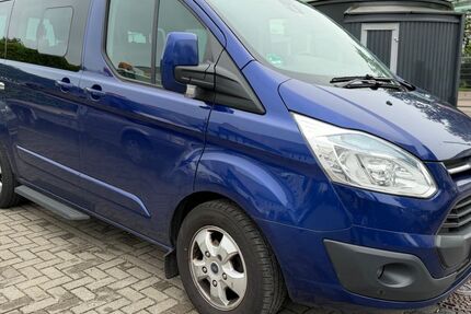 Ford Tourneo Custom 216.000 km 11.990 &euro; Magdeburg 39112