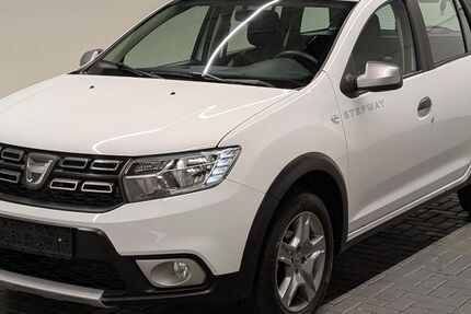 Dacia Logan 18.600 km 11.980 &euro; Langenweddingen 39171