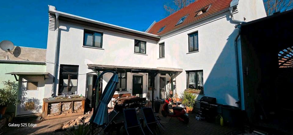 Reihenhaus Calbe (Saale) - 7 Zimmer, 195 m&sup2;, 160.000&euro; | Angebot:26946622