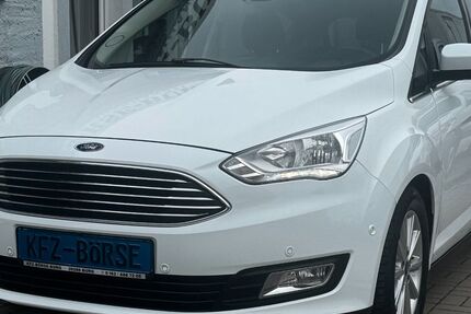 Ford C-Max 76.700 km 11.900 € Burg 39288