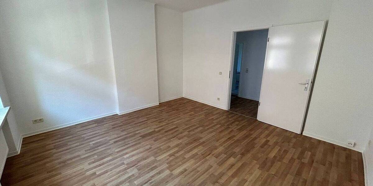 Etagenwohnung Magdeburg Sudenburg - 3 Zimmer, 57 m&sup2;, 381&euro; | Angebot:26673530