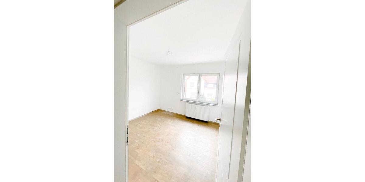 Etagenwohnung Möckern - 4 Zimmer, 90 m&sup2;, 900&euro; | Angebot:26346683