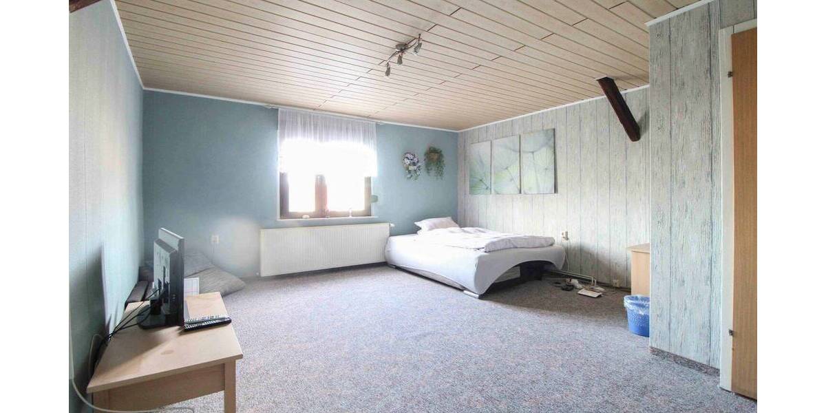 Reihenmittelhaus Calbe - 5 Zimmer, 220 m&sup2;, 113.000&euro; | Angebot:26176324