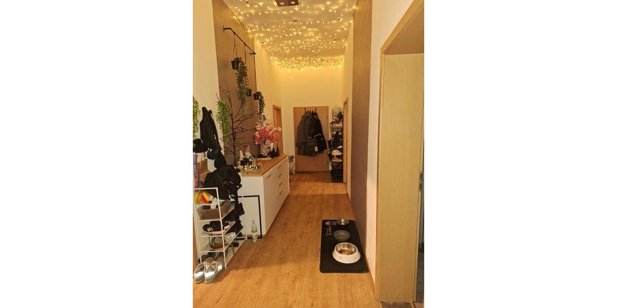 Erdgeschoßwohnung Oschersleben (Bode) - 4 Zimmer, 117 m&sup2;, 710&euro; | Angebot:26688103