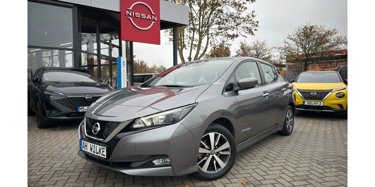 Nissan Leaf 47.217 km 12.490 &euro; Magdeburg 39120