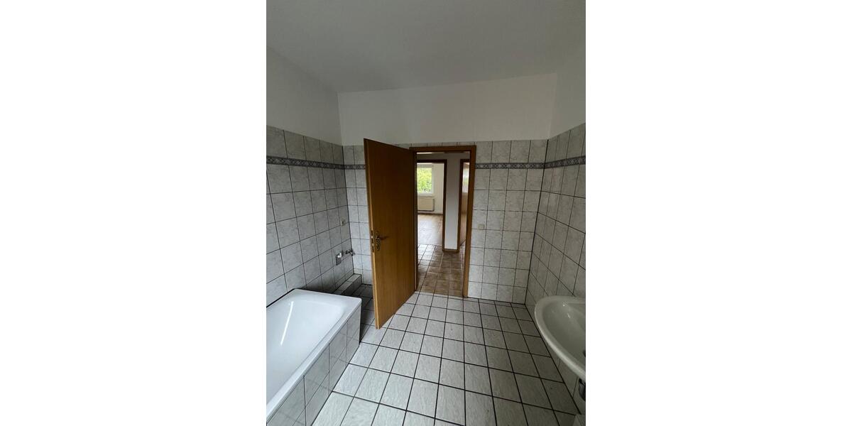 Erdgeschoßwohnung Schönebeck (Elbe) - 2 Zimmer, 60 m&sup2;, 370&euro; | Angebot:26334843