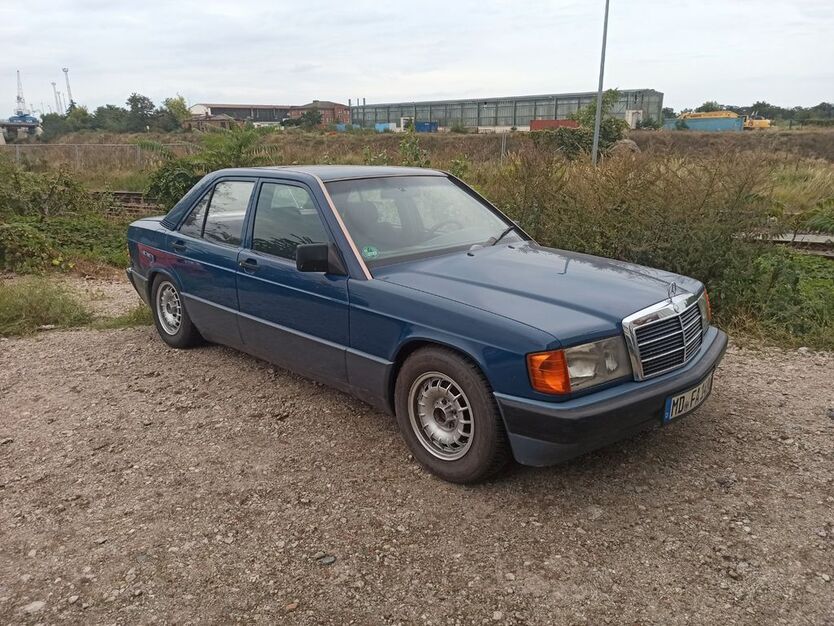 Mercedes-Benz 190 280.000 km 1.769 € Magdeburg 39124