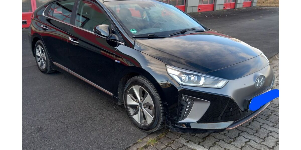 Hyundai IONIQ 220.000 km 8.499 &euro; Magdeburg 39124