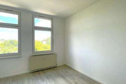 Wohnung zum Mieten in Magdeburg 690 € 106.25 m² 3 zimmer