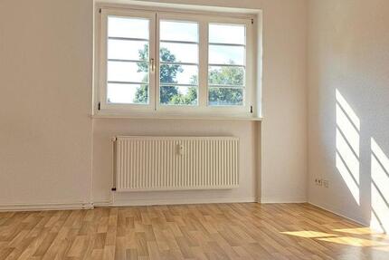 Ihre sanierte 3-Raum-Wohnung in Stadtfeld West zimmer