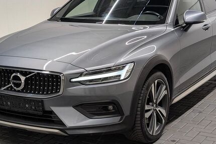 Volvo V60 Cross Country 117.150 km 26.980 &euro; Langenweddingen 39171