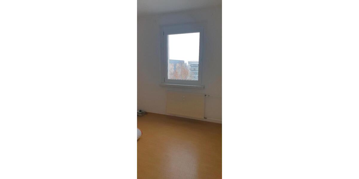 Etagenwohnung Magdeburg Alt Olvenstedt - 3 Zimmer, 72 m&sup2;, 500&euro; | Angebot:24744846