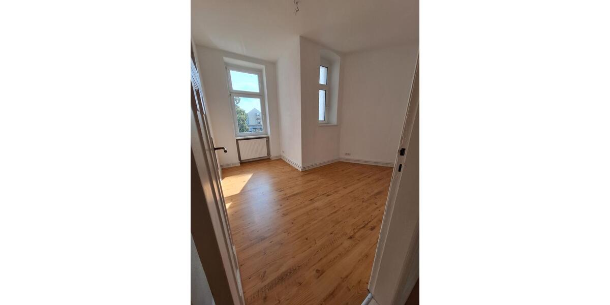 Etagenwohnung Magdeburg Alte Neustadt - 4 Zimmer, 123 m&sup2;, 925&euro; | Angebot:20693896