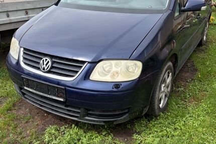 VW Touran 205.000 km 1.500 &euro; Burg 39288