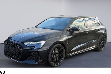 Audi RS3 1.700 km 76.500 &euro; Magdeburg 39116