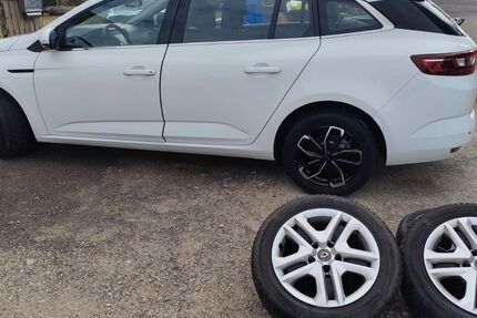 Renault Megane 94.000 km 9.900 € Magdeburg 39122