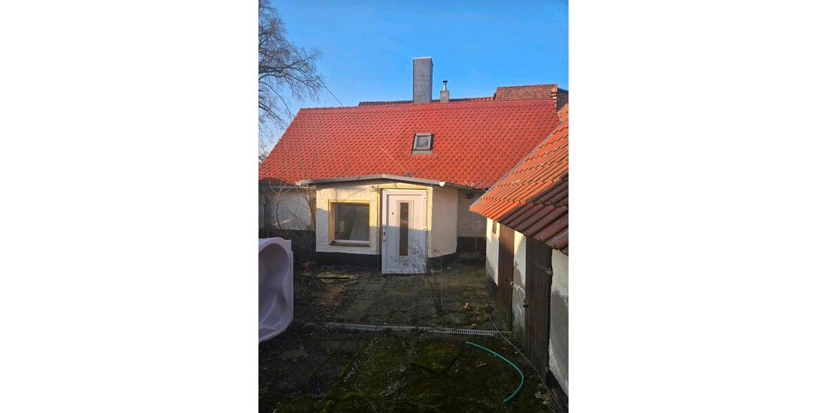 Bauernhaus, Landhaus Calbe (Saale) - 12 Zimmer, 200 m&sup2;, 79.400&euro; | Angebot:26521048