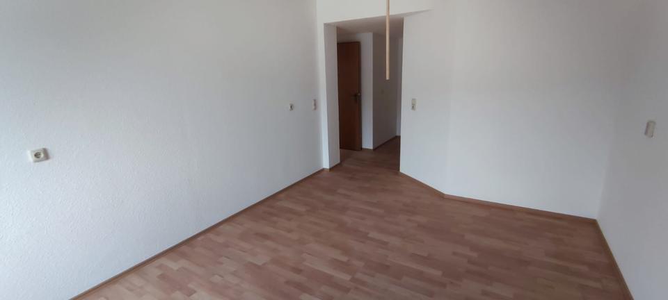 Dachgeschoßwohnung Magdeburg - 1 Zimmer, 62 m&sup2;, 420&euro; | Angebot:26057498