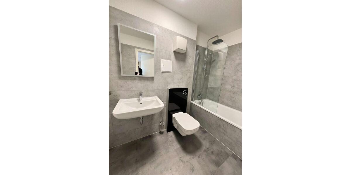 Dachgeschoßwohnung Magdeburg Nordwest - 3 Zimmer, 88 m&sup2;, 879&euro; | Angebot:26144593