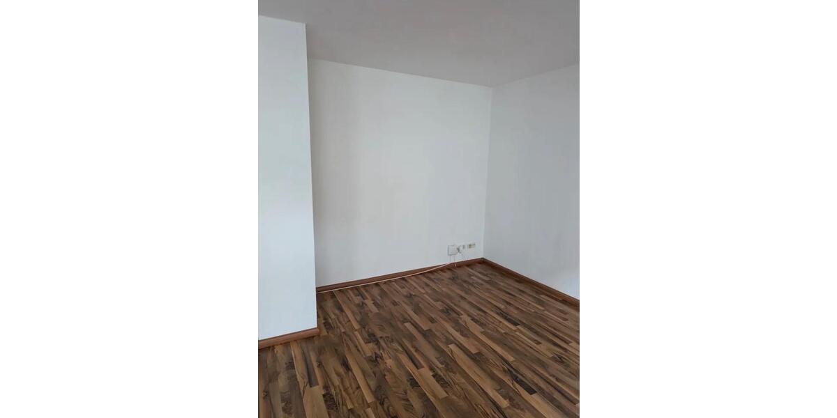 Etagenwohnung Magdeburg Leipziger Straße - 1 Zimmer, 37 m&sup2;, 456&euro; | Angebot:26071545
