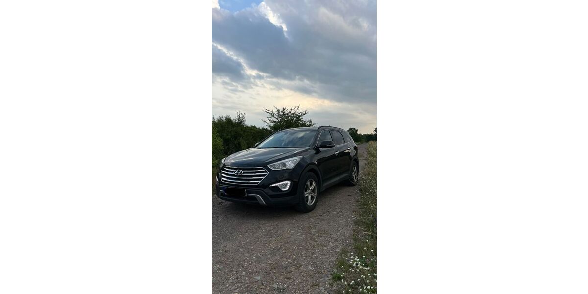 Hyundai Grand Santa Fe 191.100 km 10.900 &euro; Haldensleben 39340