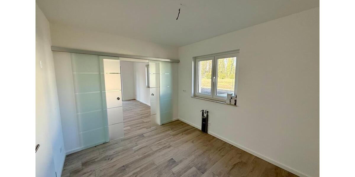 Etagenwohnung Magdeburg Brückfeld - 5 Zimmer, 130 m&sup2;, 1.750&euro; | Angebot:25343421