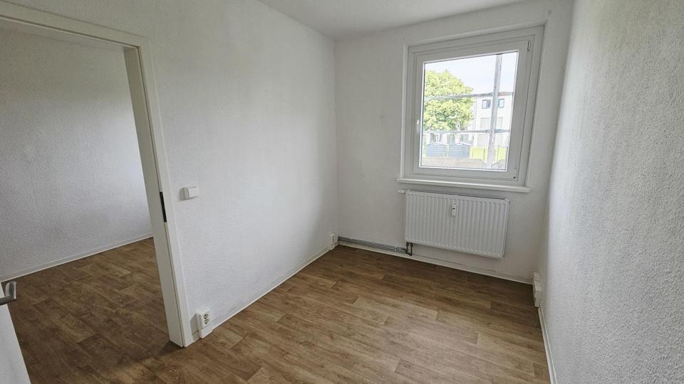 Etagenwohnung Magdeburg Großer Silberberg - 4 Zimmer, 64 m&sup2;, 385&euro; | Angebot:26679486