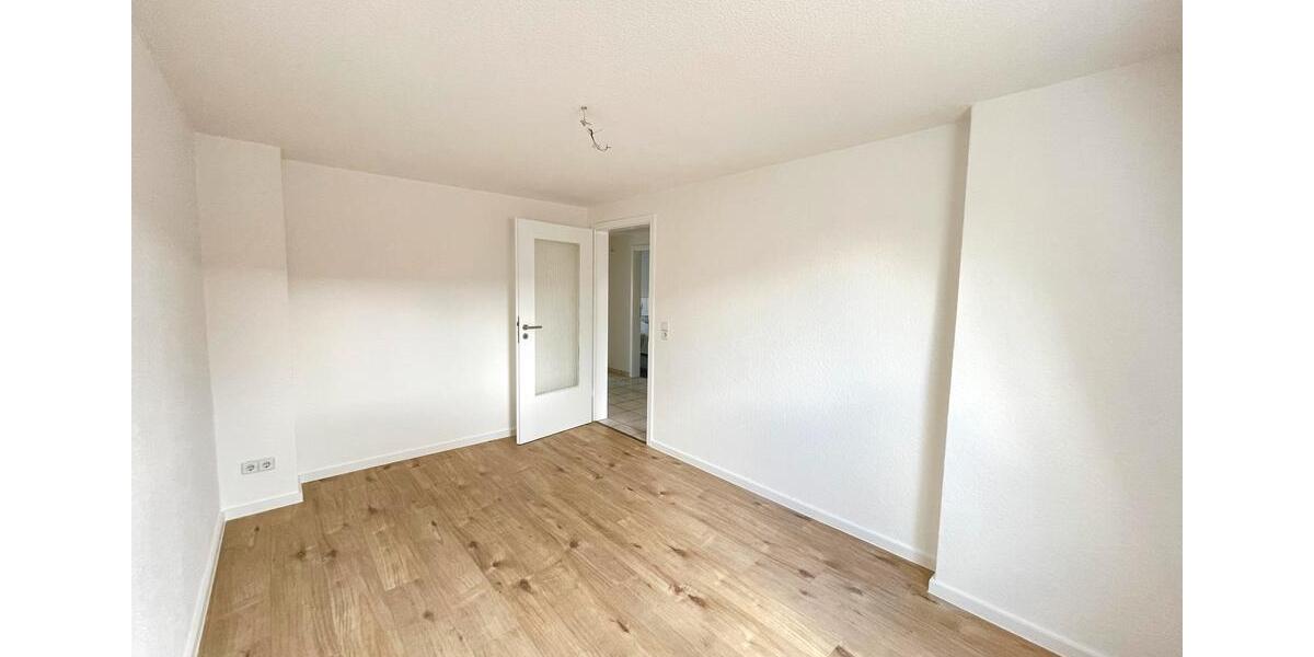 Dachgeschoßwohnung Magdeburg Neue Neustadt - 2 Zimmer, 45 m&sup2;, 374&euro; | Angebot:24698918