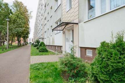 Wohnung Magdeburg Stadtfeld Ost - 4 Zimmer, 70 m&sup2;, 475&euro; | Angebot:27355323