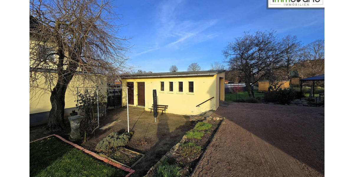 Charmantes Einfamilienhaus mit Schloßblick sucht neue Eigentümer! 4 zimmer