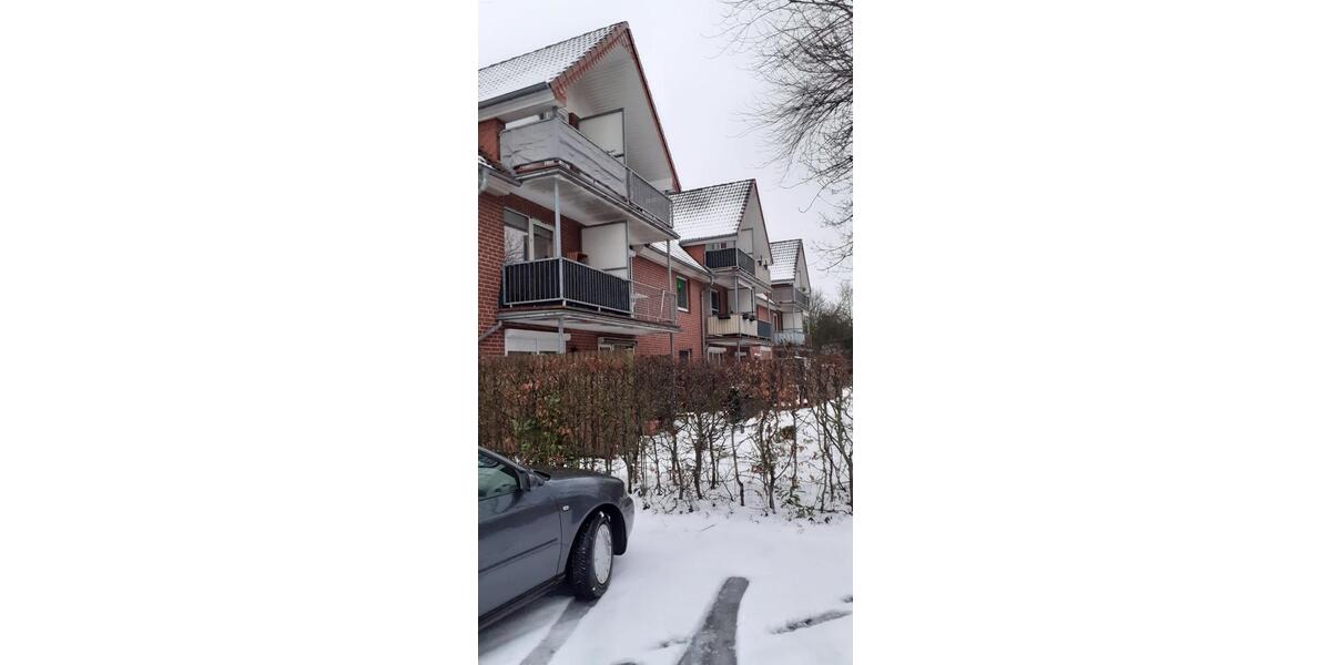 Dachgeschoßwohnung Wolmirstedt - 1 Zimmer, 30 m&sup2;, 301&euro; | Angebot:25027047