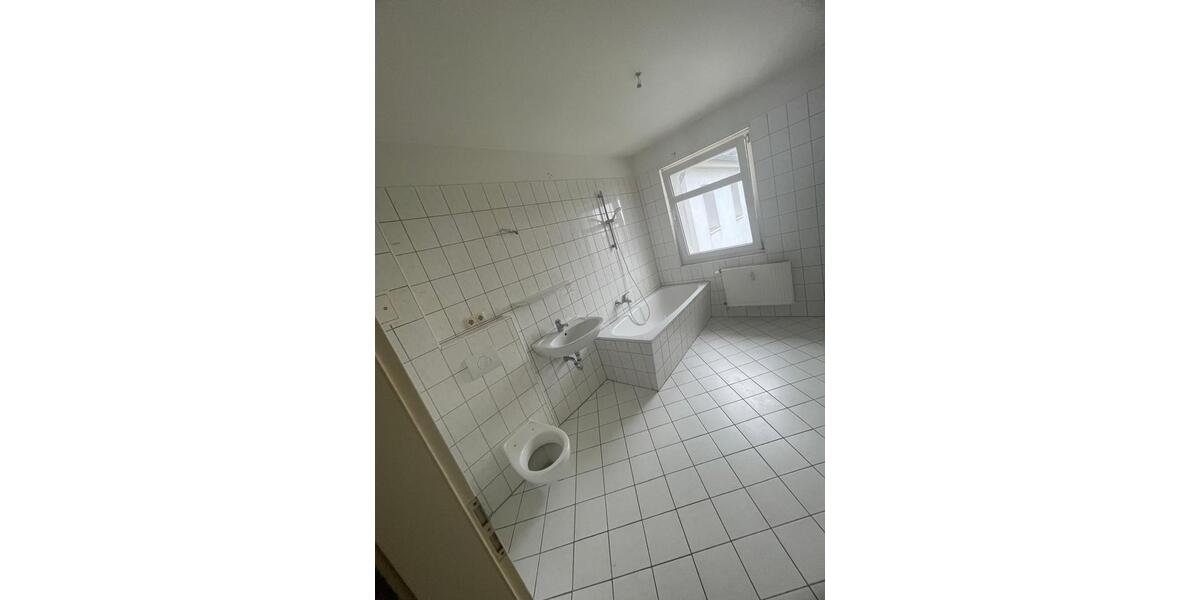 Dachgeschoßwohnung Magdeburg Leipziger Straße - 2 Zimmer, 52 m&sup2;, 75.000&euro; | Angebot:26635838