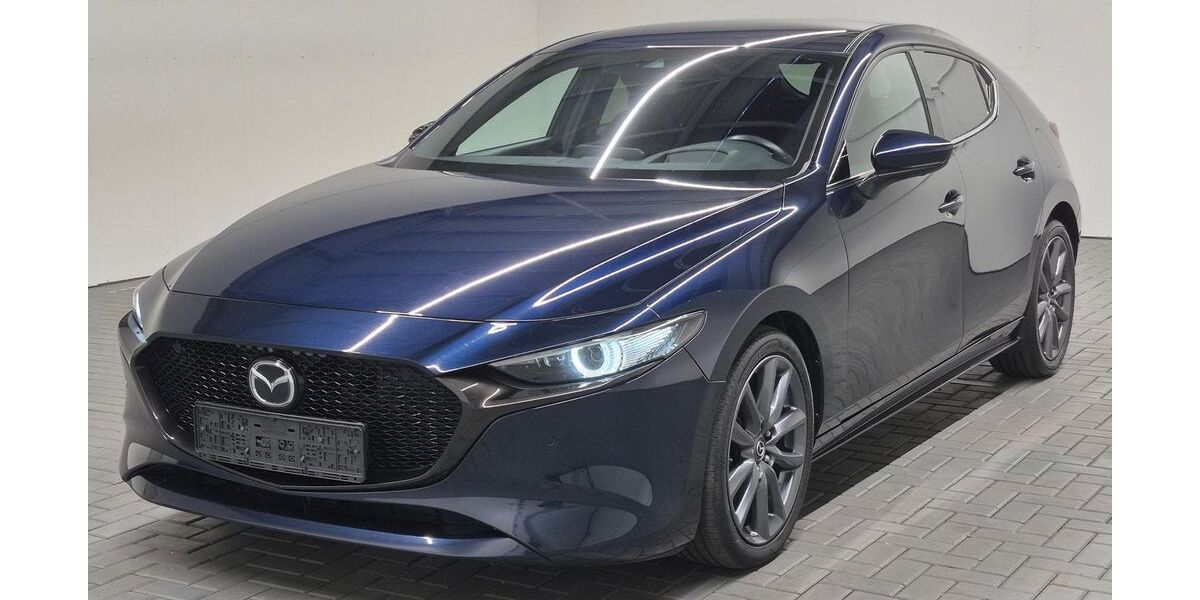 Mazda 3 99.800 km 14.980 &euro; Langenweddingen 39171