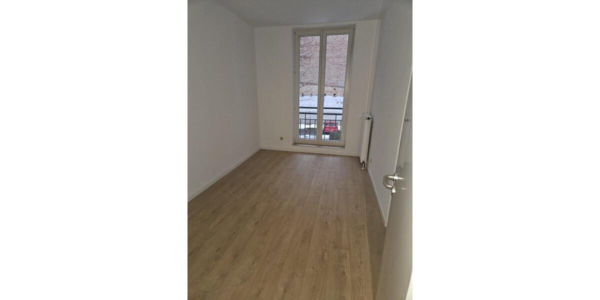 Etagenwohnung Magdeburg Neue Neustadt - 3 Zimmer, 89 m&sup2;, 630&euro; | Angebot:25903022