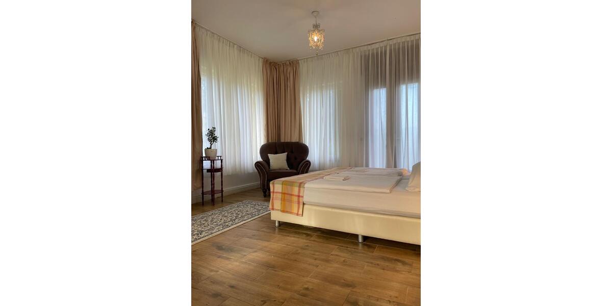 Mehrfamilienhaus, Wohnhaus Möckern - 16 Zimmer, 375 m&sup2;, 289.000&euro; | Angebot:26485534