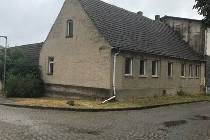 Haus Möckern - Stegelitz Stegelitz - 5 Zimmer, 190 m&sup2;, 85.000&euro; | Angebot:25661179