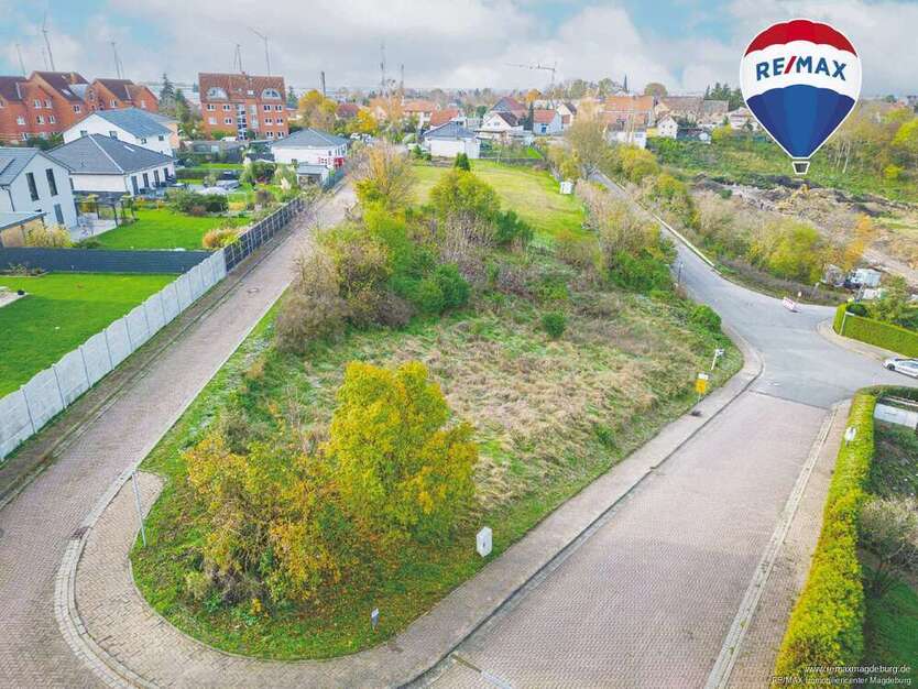 Grundstück zu verkaufen in Hermsdorf 70.000 € 1867 m²