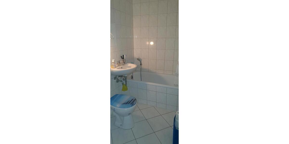 Etagenwohnung Magdeburg Alt Olvenstedt - 3 Zimmer, 72 m&sup2;, 500&euro; | Angebot:24744846