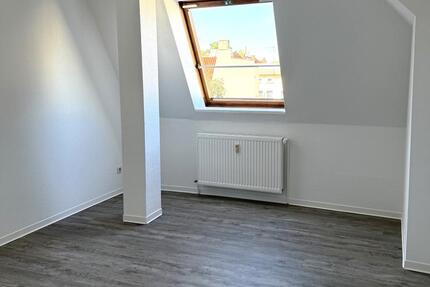 Frisch renoviertes Studentennest mit Einbauküche in Uninähe zimmer