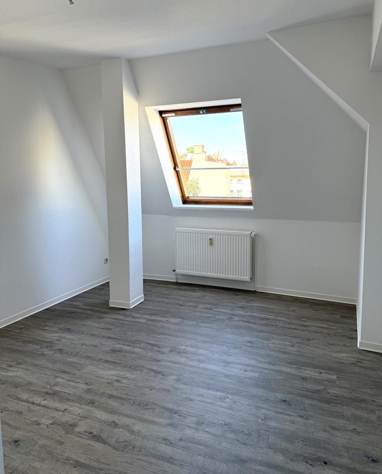 Frisch renoviertes Studentennest mit Einbauküche in Uninähe zimmer