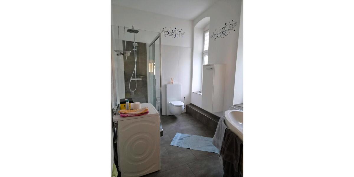 Hochparterre Magdeburg Nordwest - 4 Zimmer, 105 m&sup2;, 1.450&euro; | Angebot:27628245
