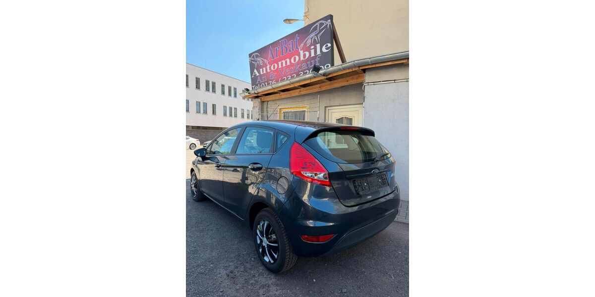Ford Fiesta 17.294 km 4.700 &euro; Magdeburg 39106